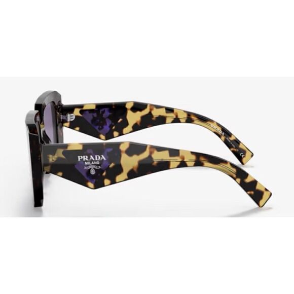 PRADA
PR 23YS Sunglasses New In Case / Box - Picture 6 of 6